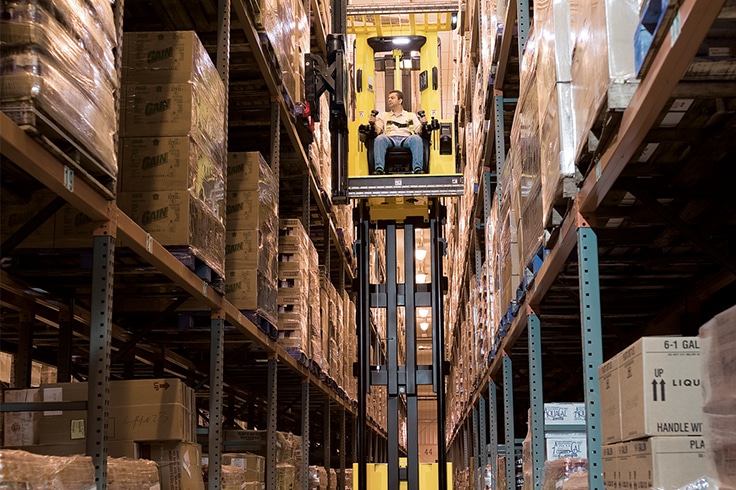 New Hyster V30-35ZMU at Briggs Equipment