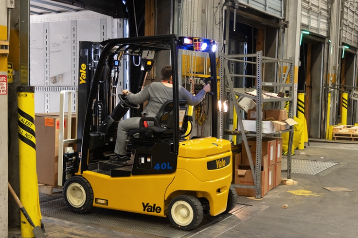 New Yale ERP040VFL at Briggs Equipment
