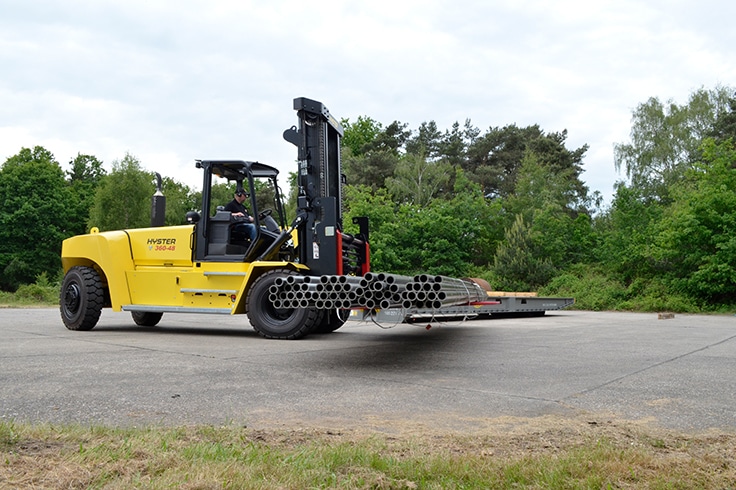 New Hyster H360XD36/48 at Briggs Equipment