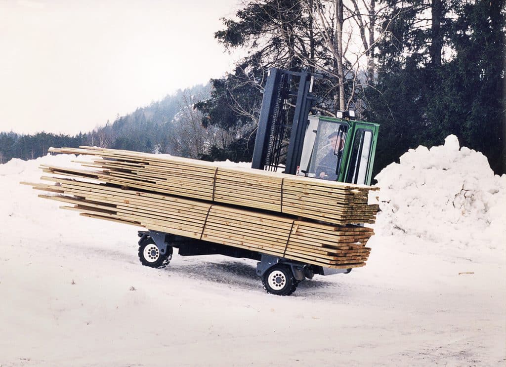 New Combilift C2500 at Briggs Equipment