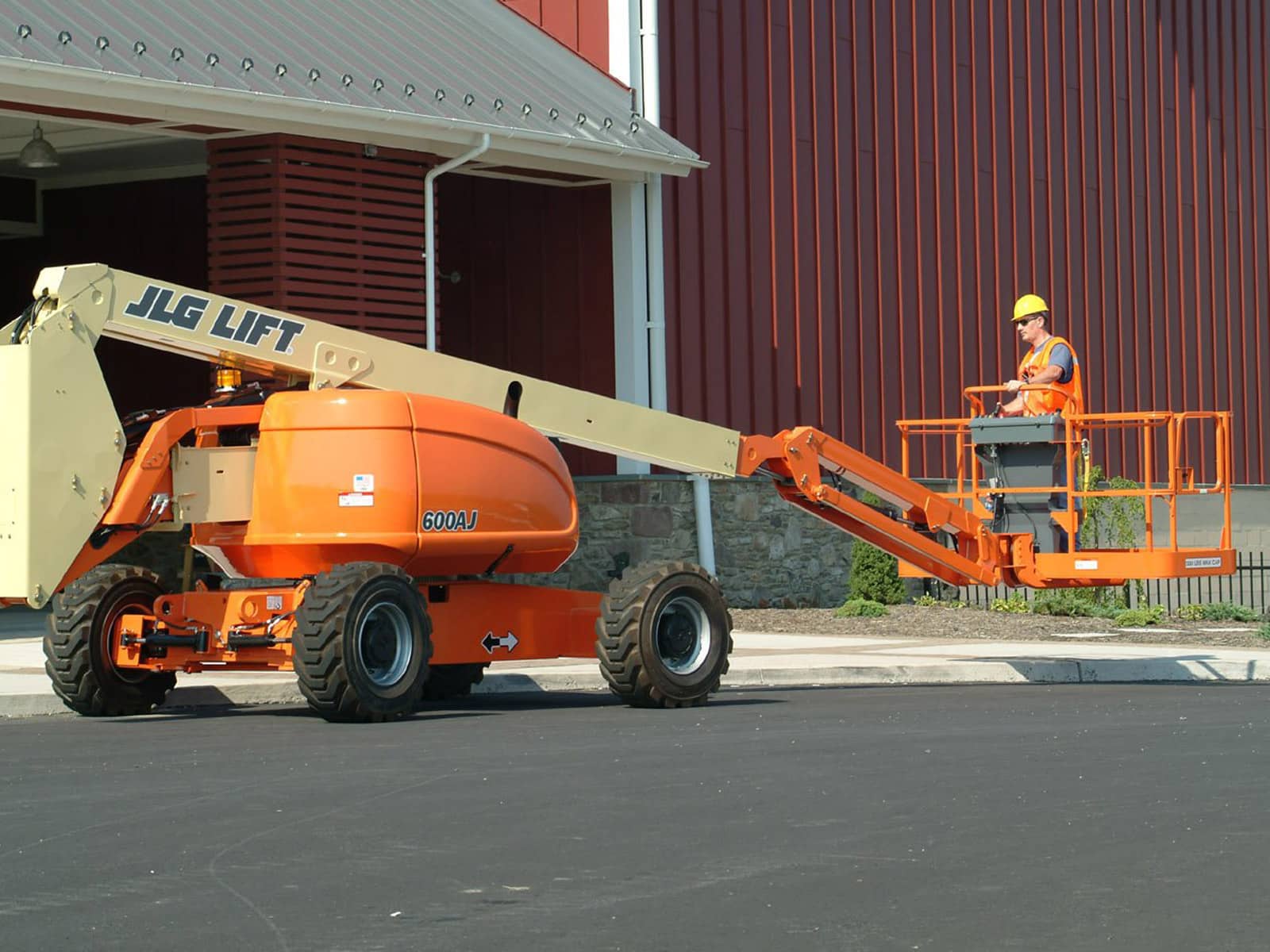 New JLG 600AJ at Briggs Equipment