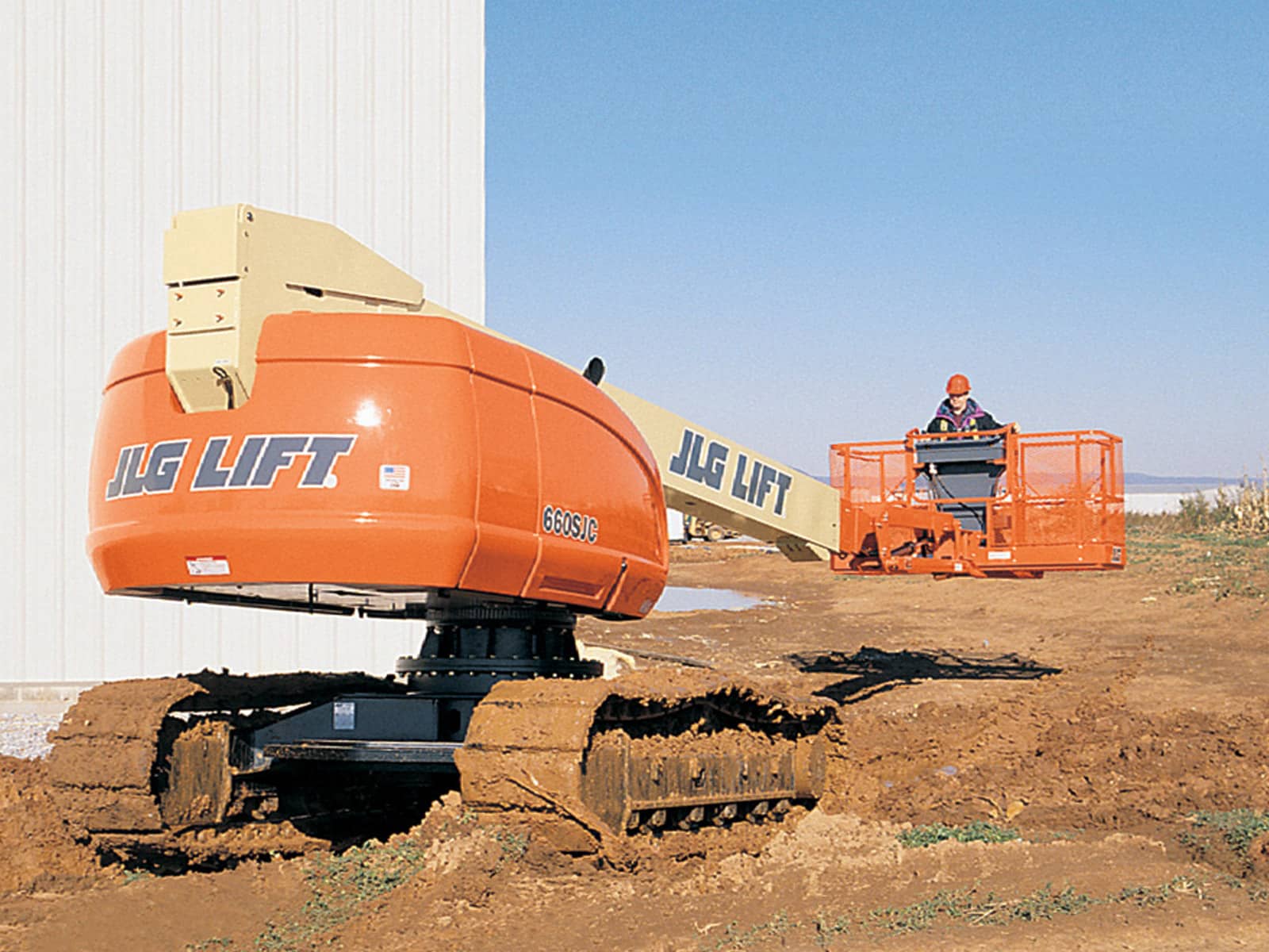 New JLG 660SJC at Briggs Equipment