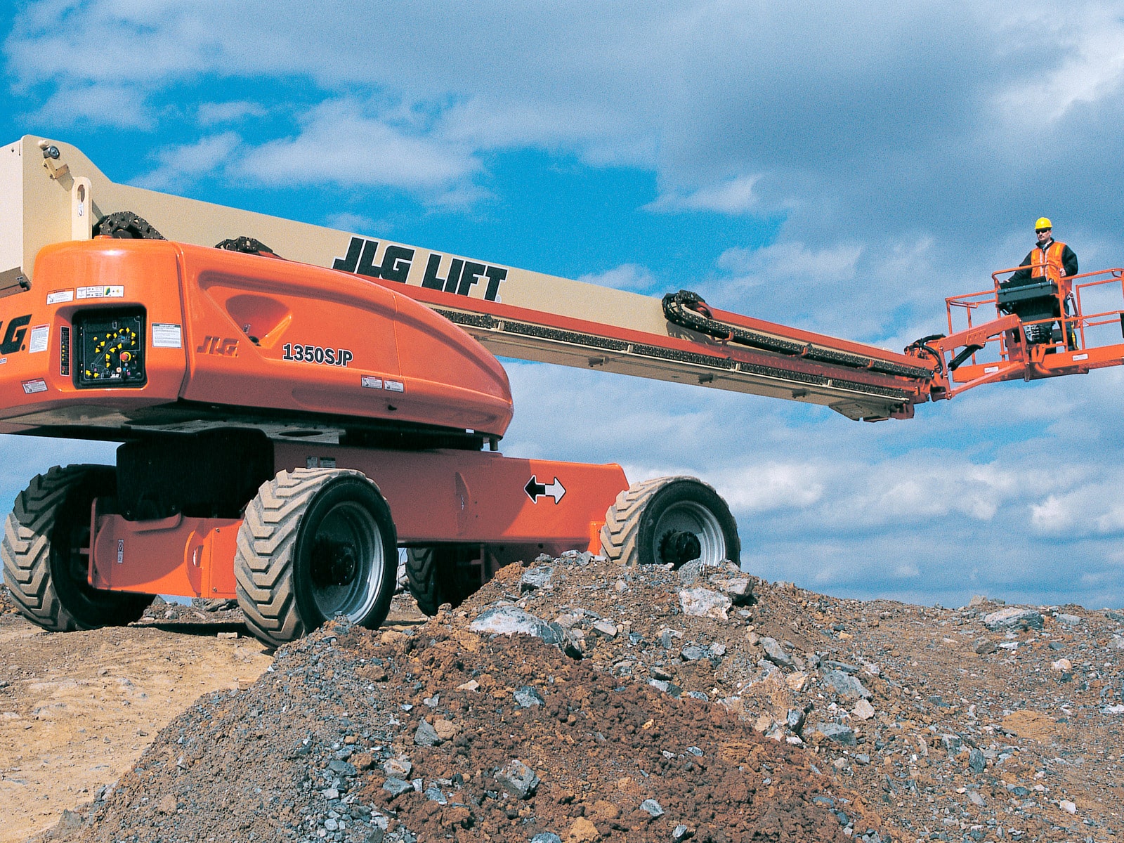 New JLG 1350SJP at Briggs Equipment