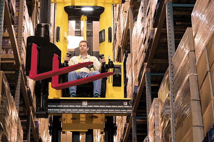 New Hyster V30-35ZMU at Briggs Equipment