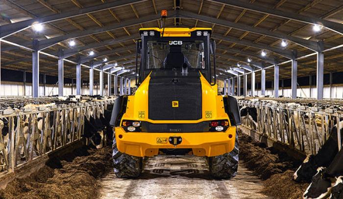 New JCB 411 AGRI at Briggs Equipment