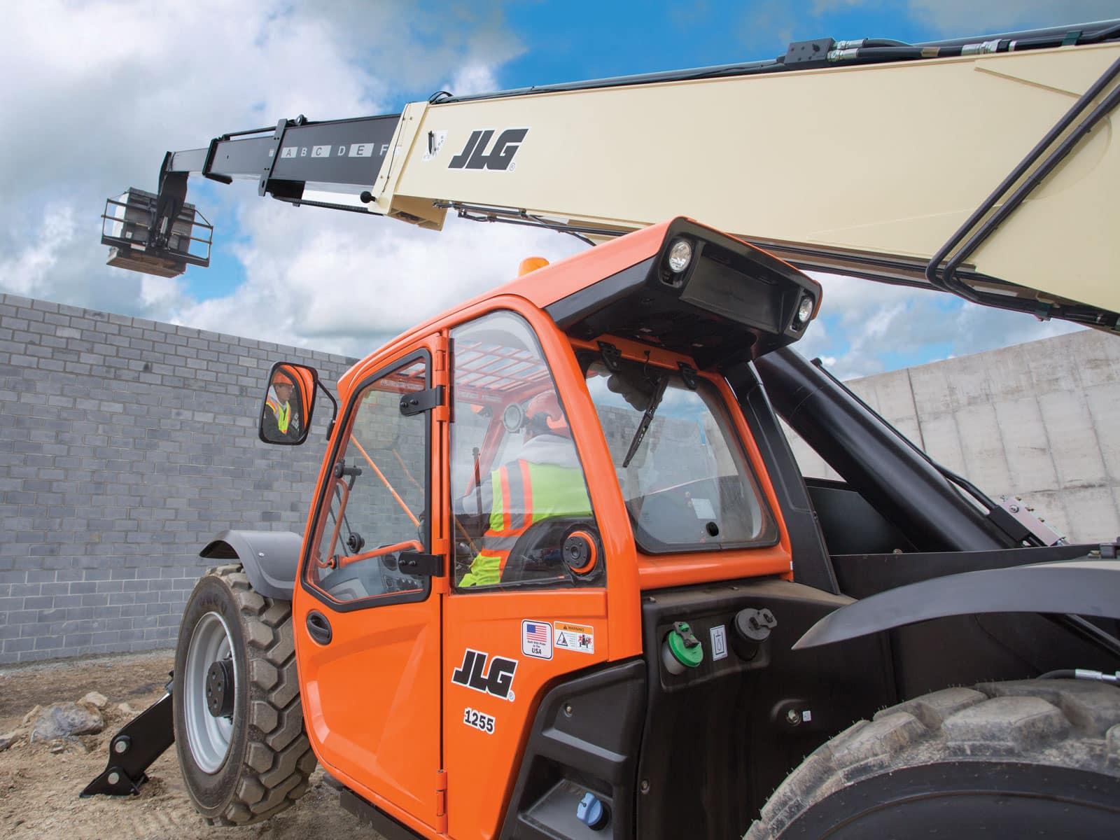 New JLG 1255 at Briggs Equipment