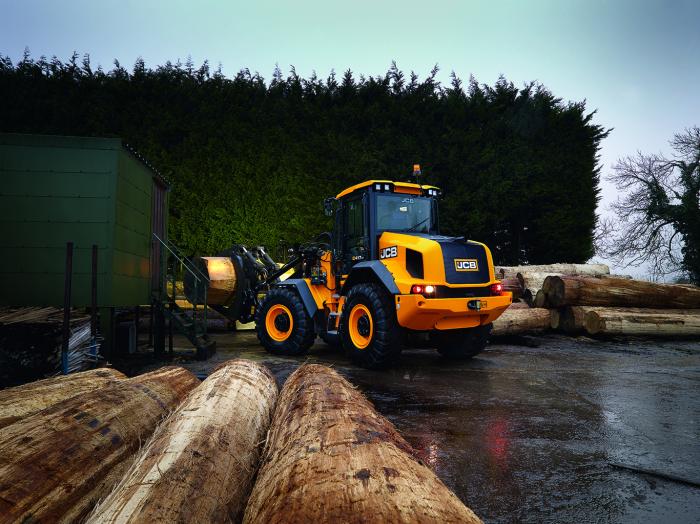 New JCB 417 AGRI at Briggs Equipment