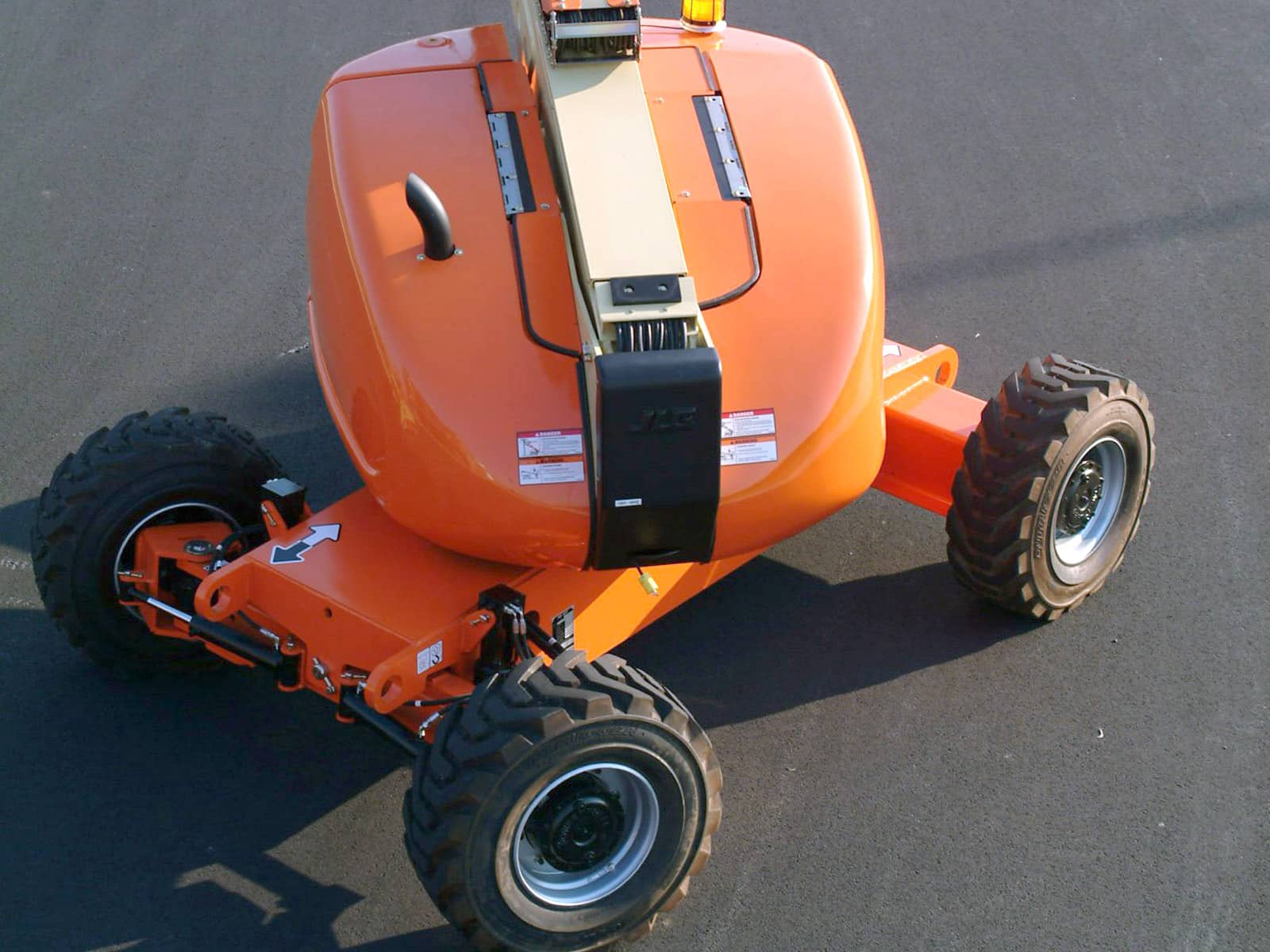 New JLG 600AJ at Briggs Equipment