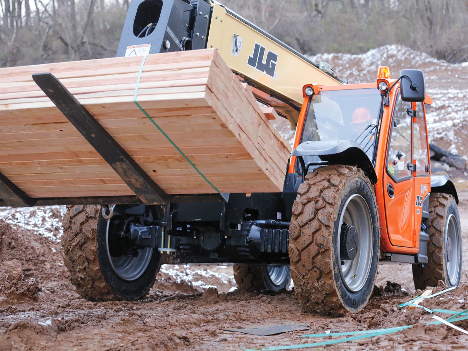 New JLG 943 at Briggs Equipment