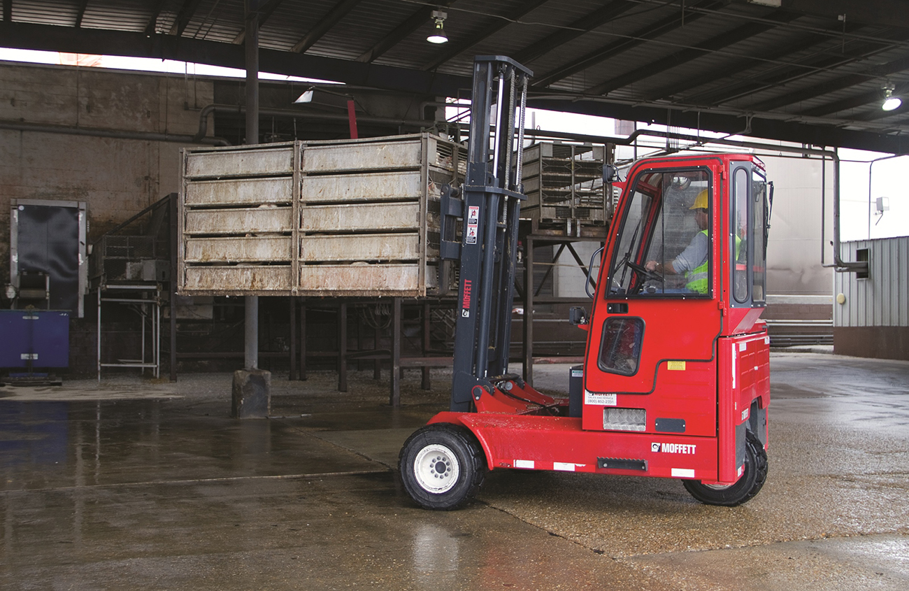 New Moffett LR 70 at Briggs Equipment